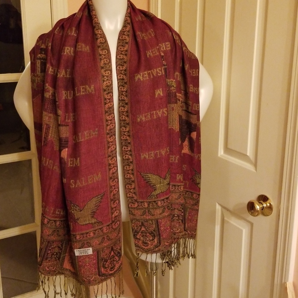 Cashmere women's scarves